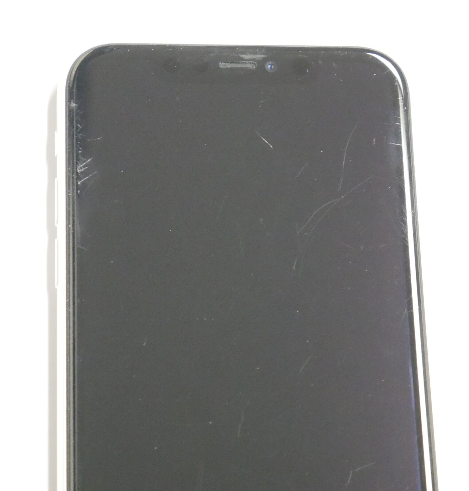 Apple iPhone 11 64GB White UNLOCKED MHC53LL/A GRADE B No SIM