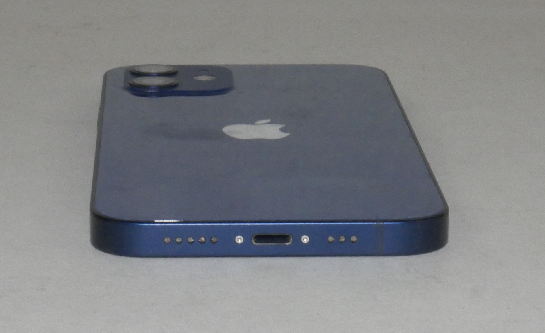 Apple iPhone 12 128GB Verizon MGFD3LL/A Blue NO SIM GRADE B