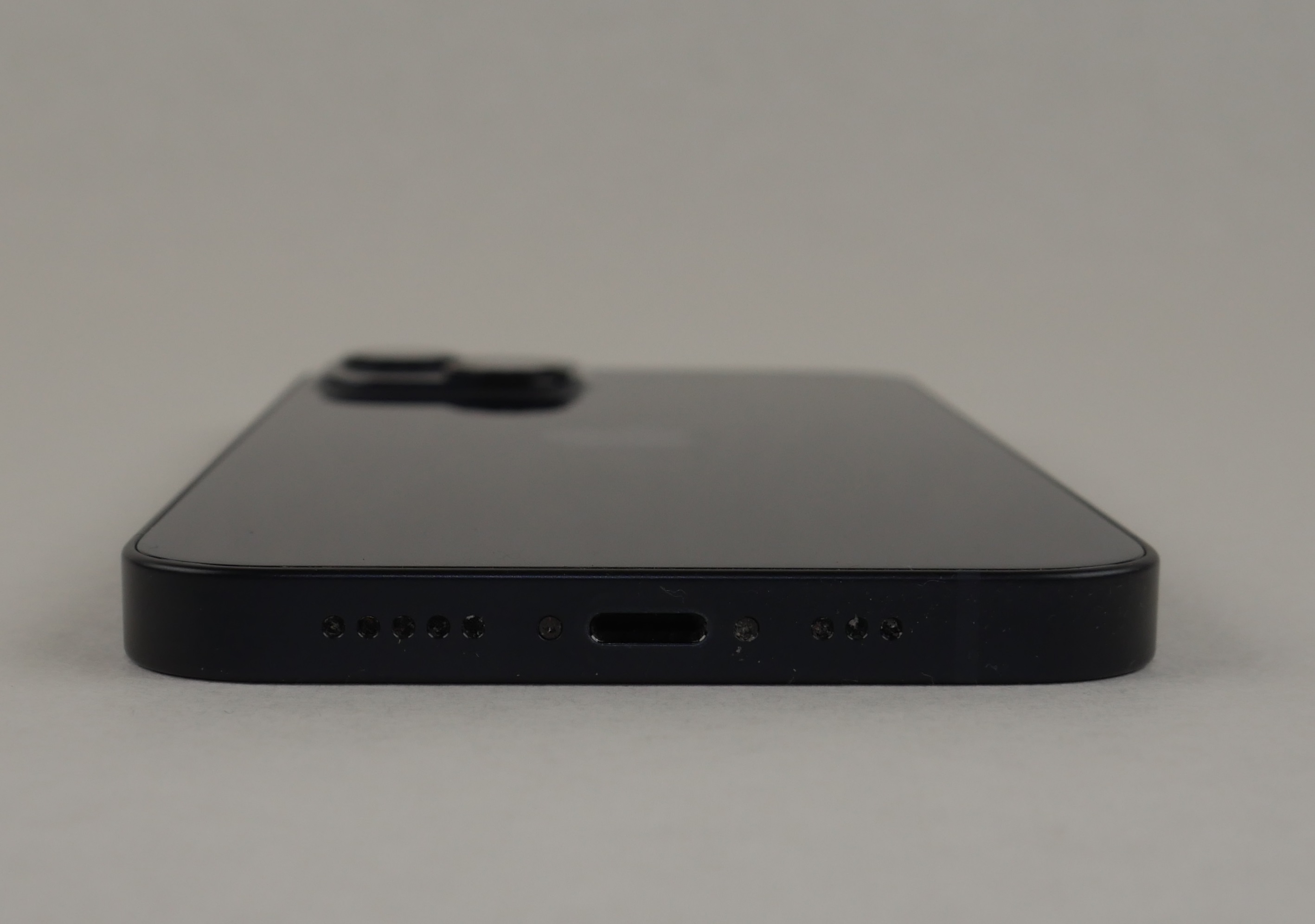 Apple iPhone 13 128GB Verizon MLA23LL/A GRADE C Midnight NO SIM | eBay