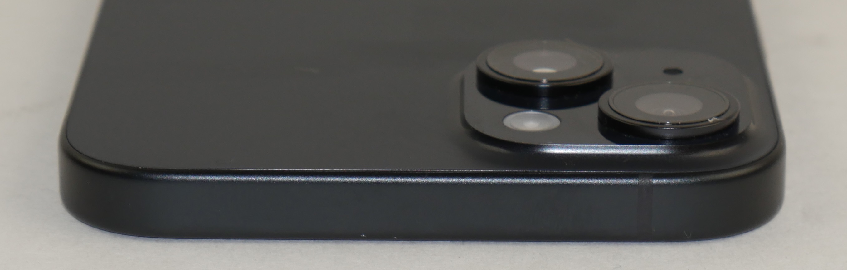 Apple iPhone 15 Plus 128GB Black MTXR3LL/A Grade C UNLOCKED NO SIM