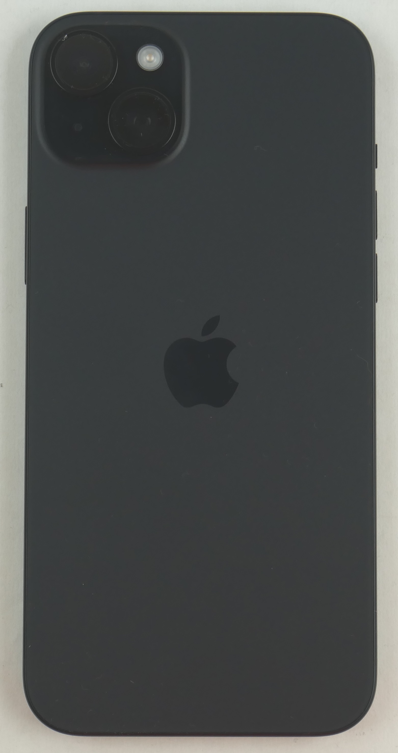 Apple iPhone 15 Plus 128GB Black MTXR3LL/A Grade C UNLOCKED NO SIM