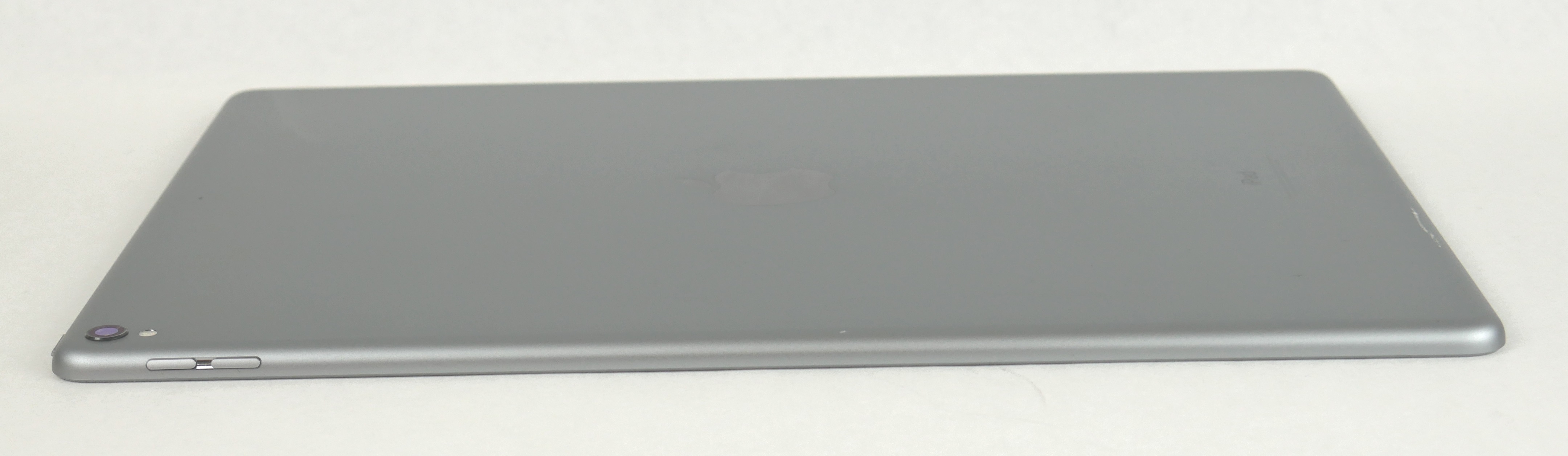iPad Pro M2 512MB Wi-Fiモデル 13インチiPad Pro Wi-Fiモデル 512GB（標準ガラス搭載