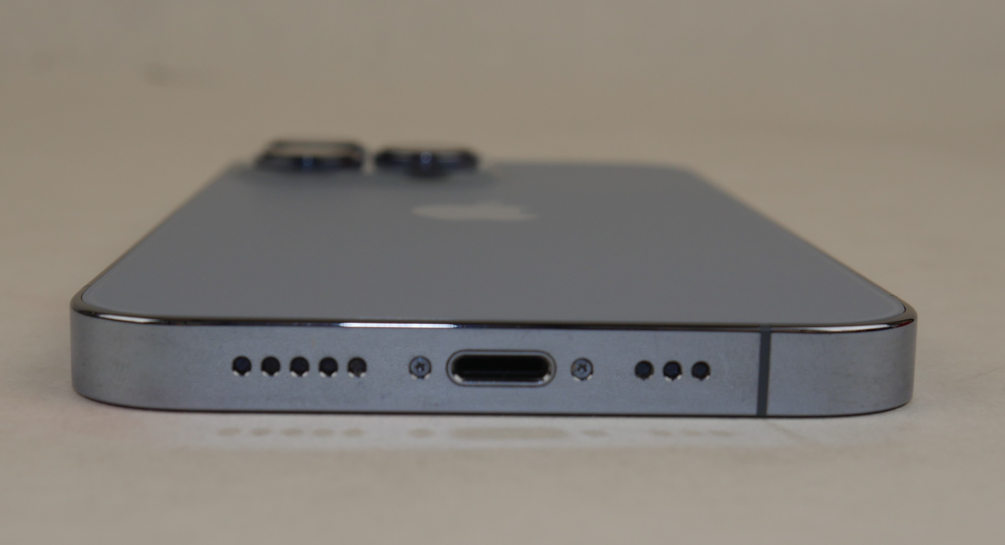 Apple iPhone 13 Pro 128GB Sierra Blue MLR53LL/A Unlocked Grade C