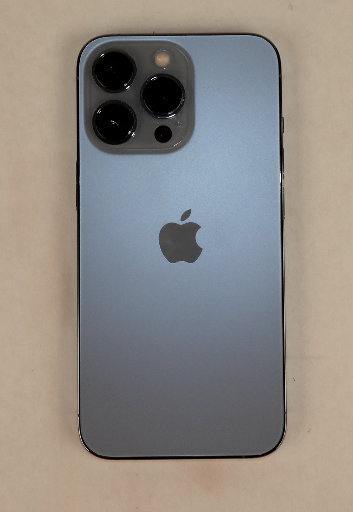 Apple iPhone 13 Pro 128GB Sierra Blue MLR53LL/A Unlocked Grade C