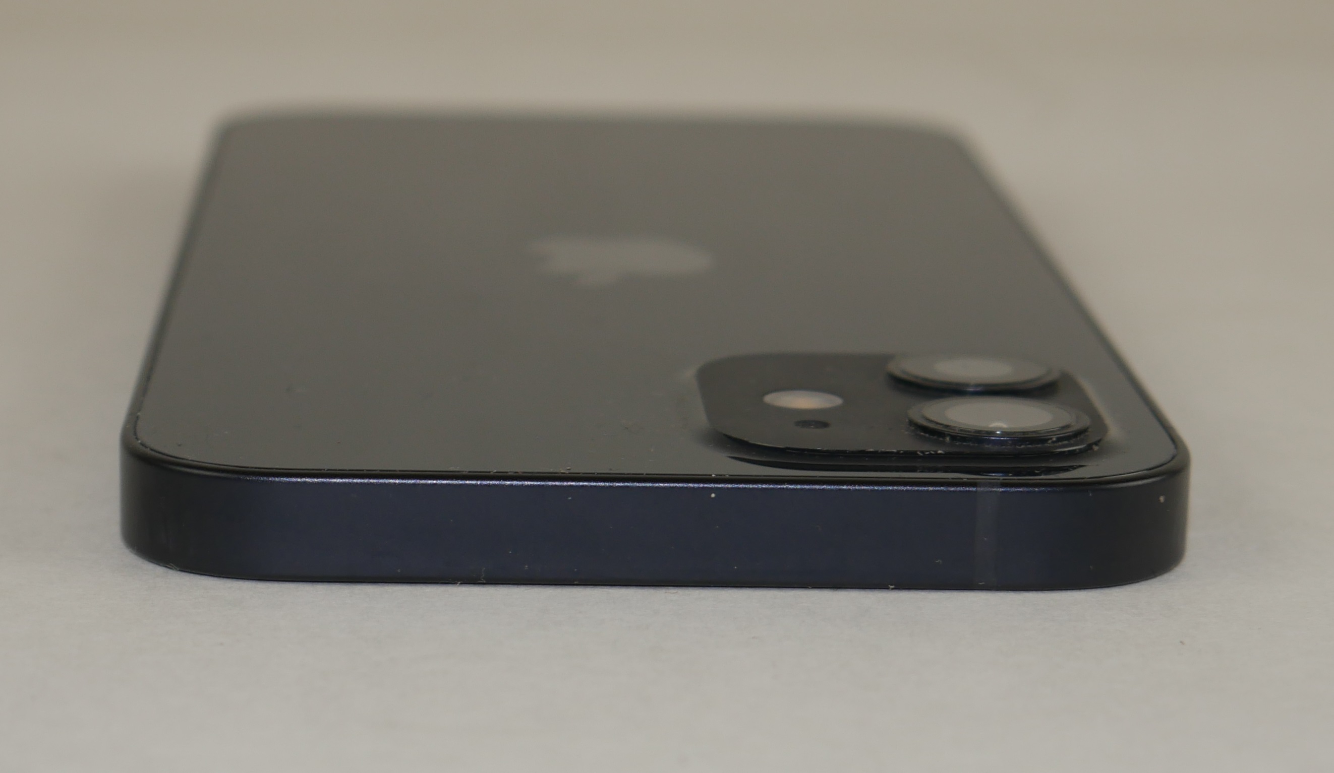 iPhone 12 128GB ブラック Amazon.com: Apple iPhone 12, 128GB, Black - Verizon (Renewed