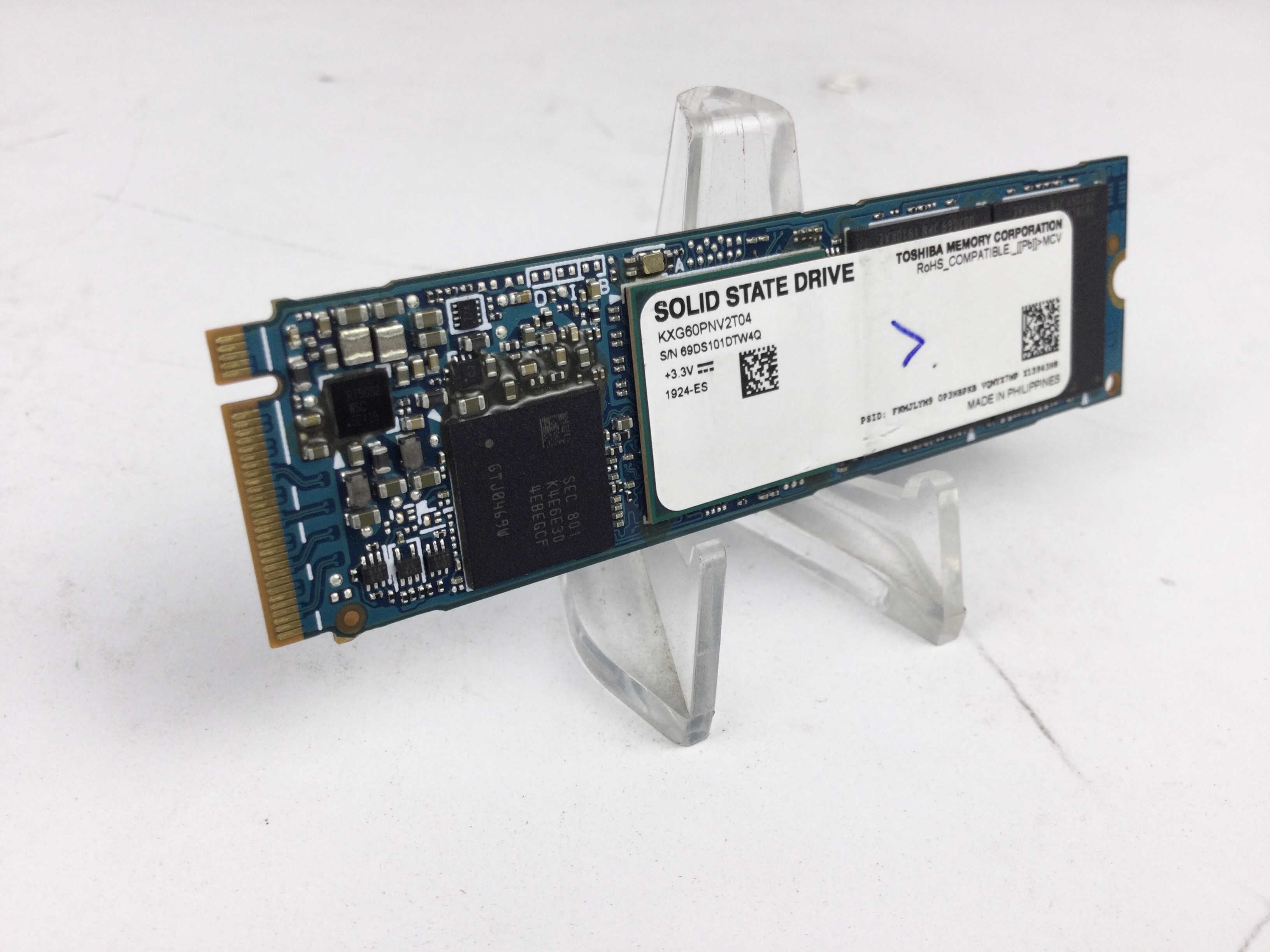 TOSHIBA KXG6APNV2T04 2TB SSD Toshiba SSD KXG60PNV2T04 NVMe