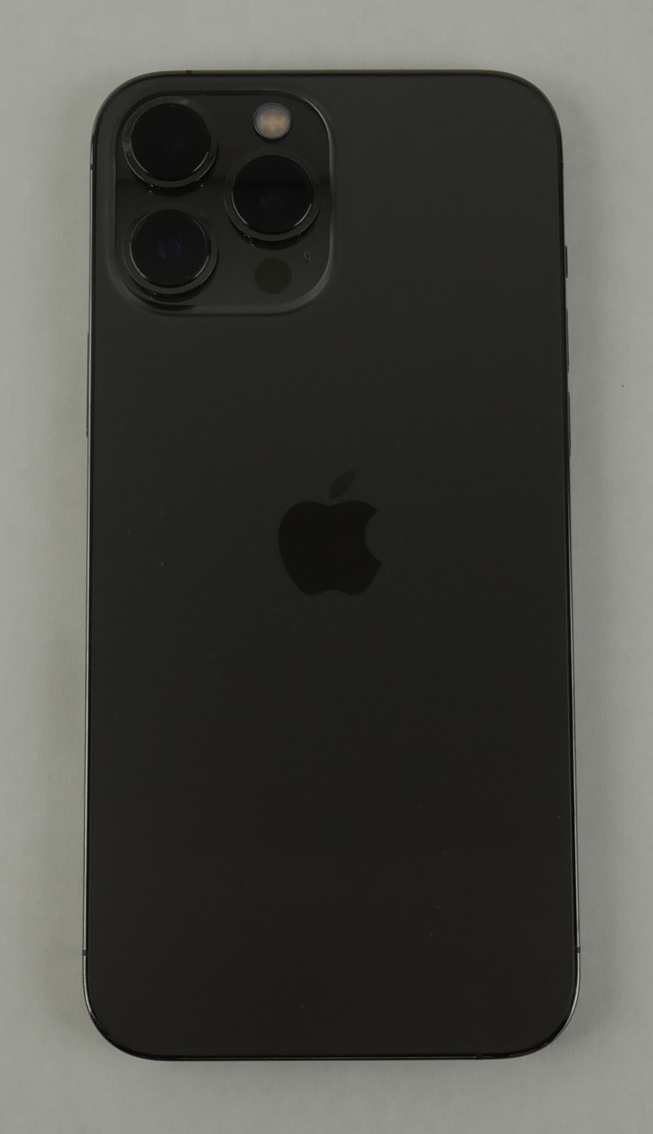 Apple iPhone 13 Pro Max 128GB Graphite UNLOCKED MLKL3LL/A GRADE C